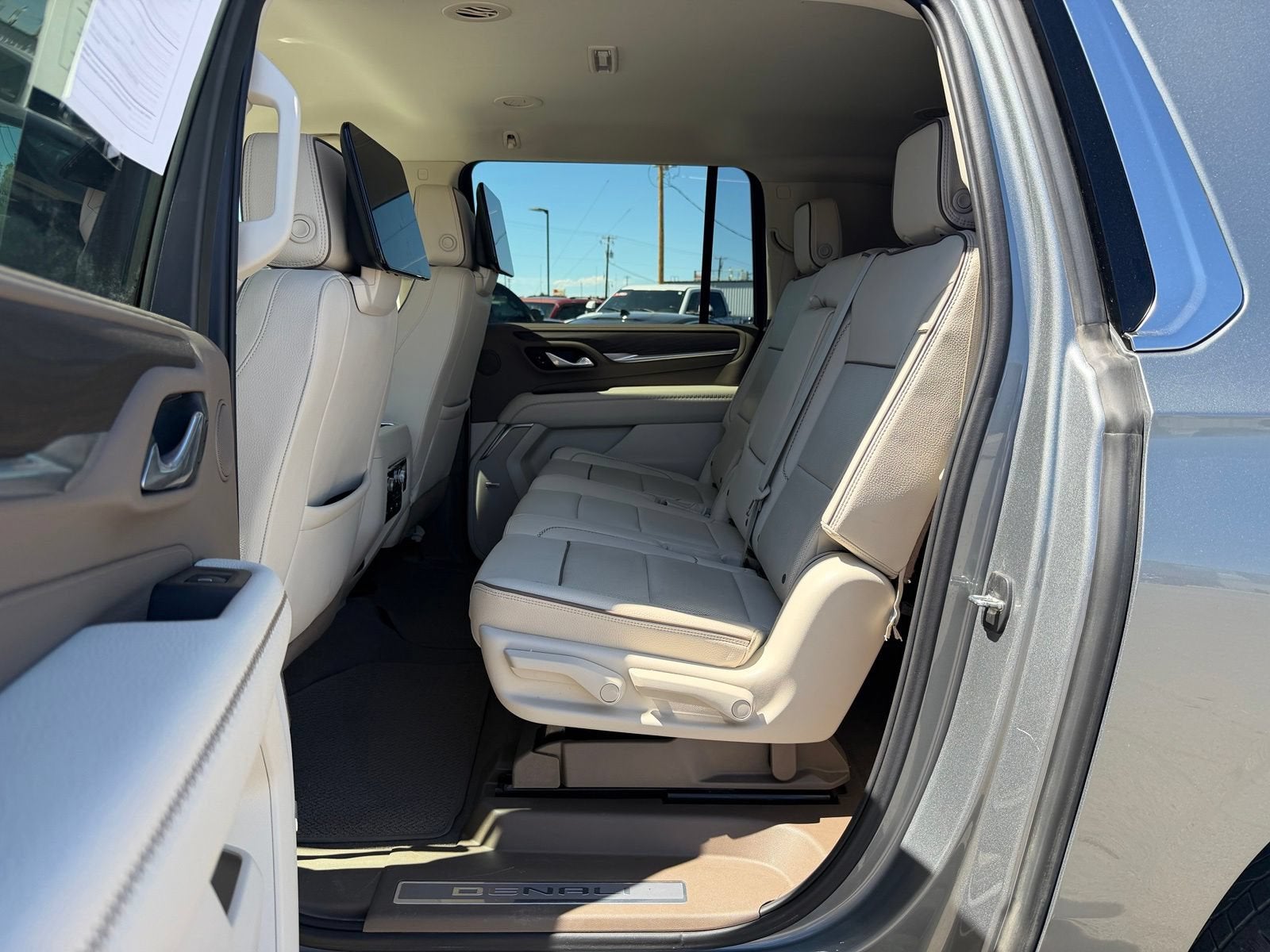 2023 GMC Yukon XL Denali - Photo 40