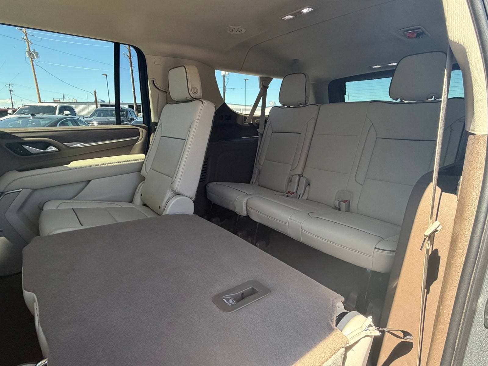 2023 GMC Yukon XL Denali - Photo 46
