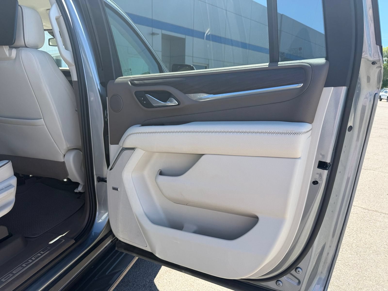 2023 GMC Yukon XL Denali - Photo 47