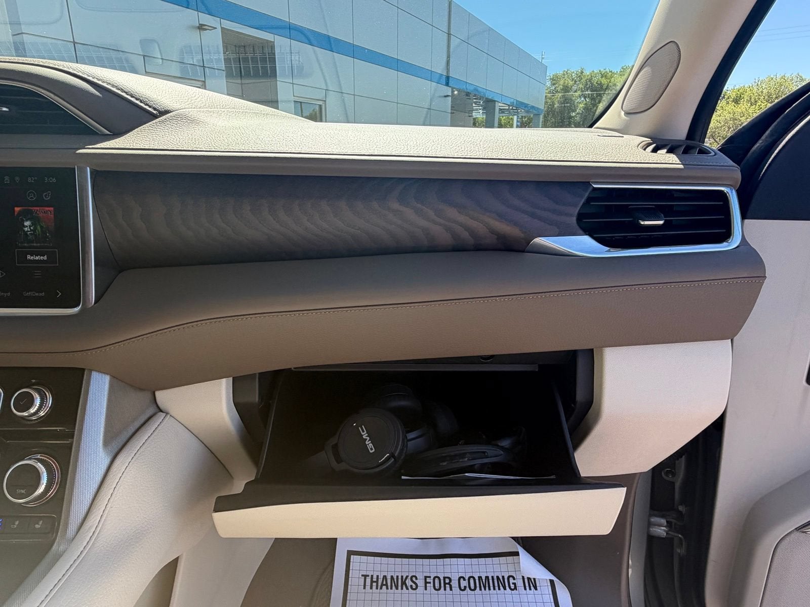 2023 GMC Yukon XL Denali - Photo 55