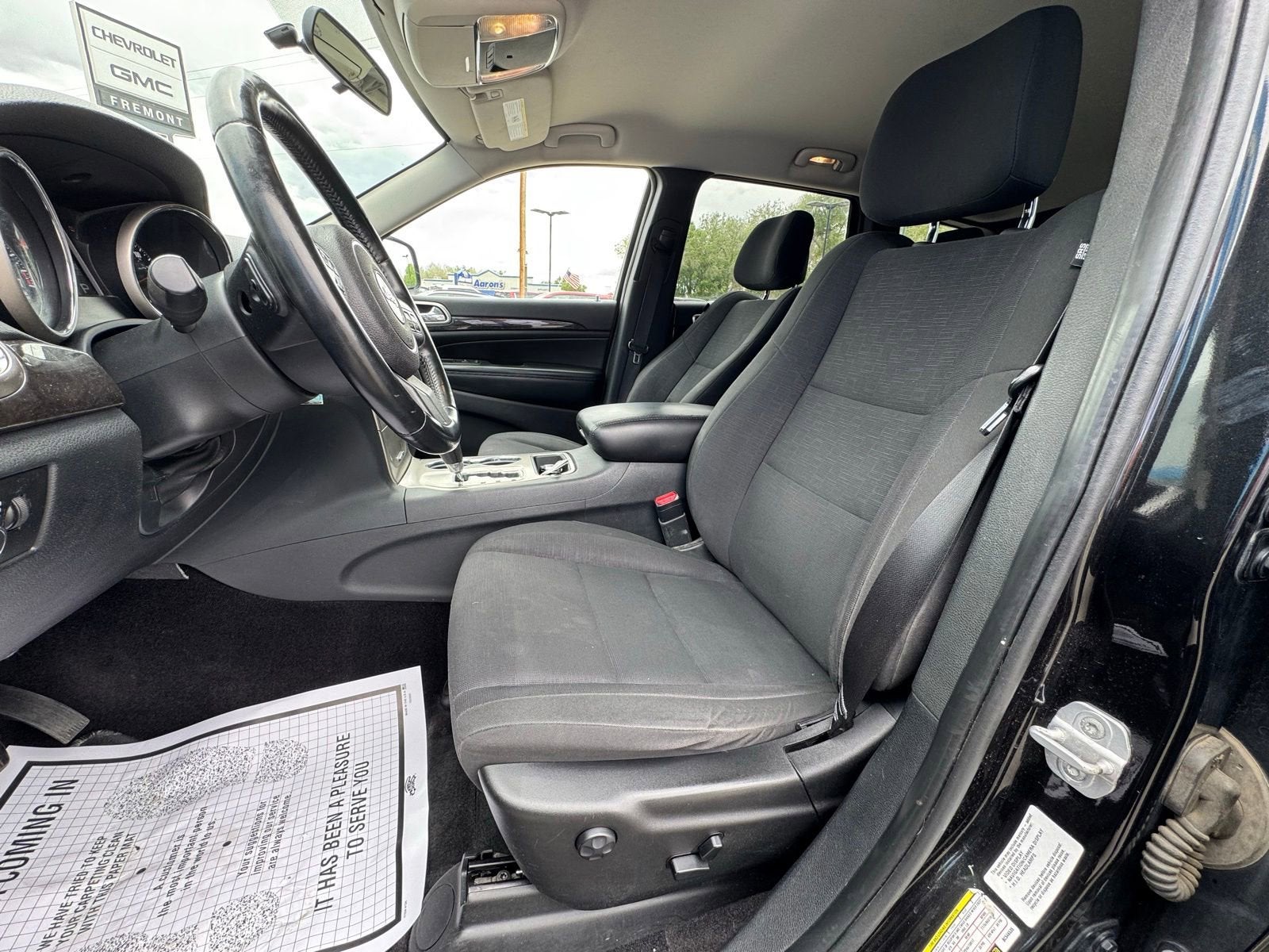 2011 Jeep Grand Cherokee Laredo - Photo 12