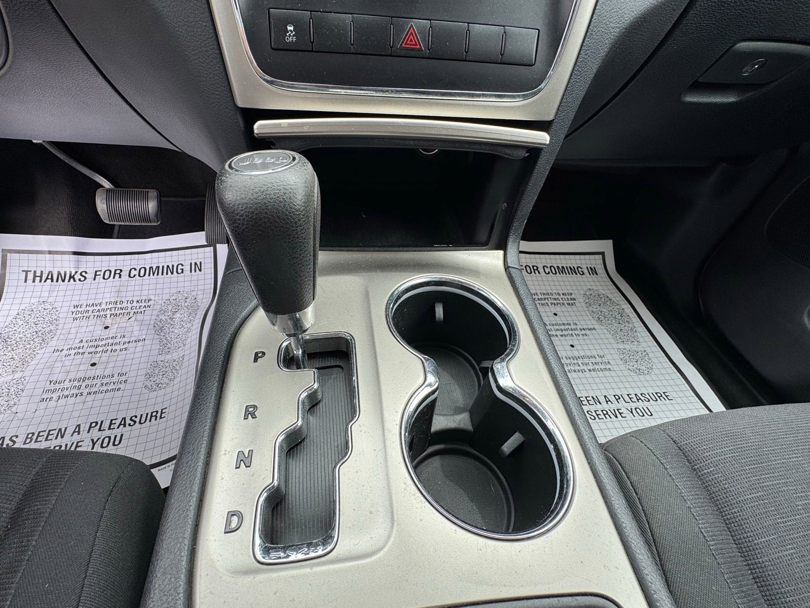 2011 Jeep Grand Cherokee Laredo - Photo 17