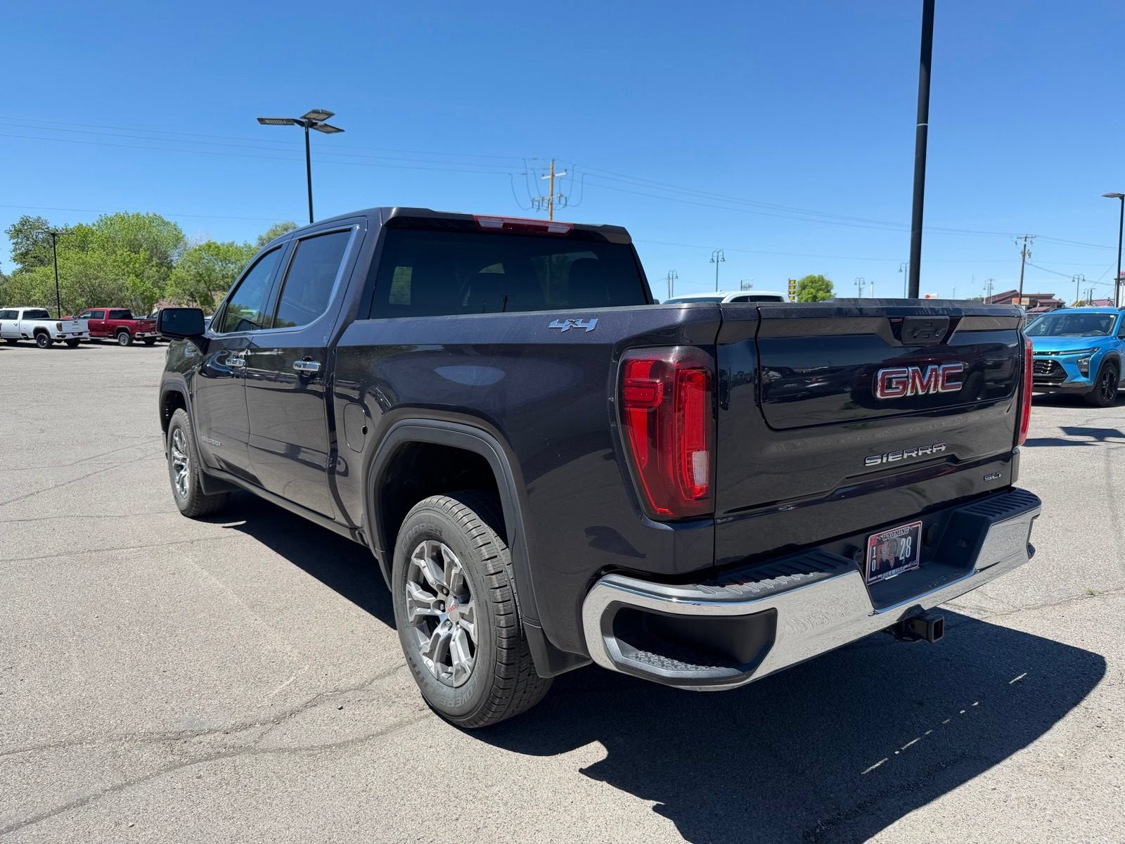 2025 GMC Sierra 1500 SLT