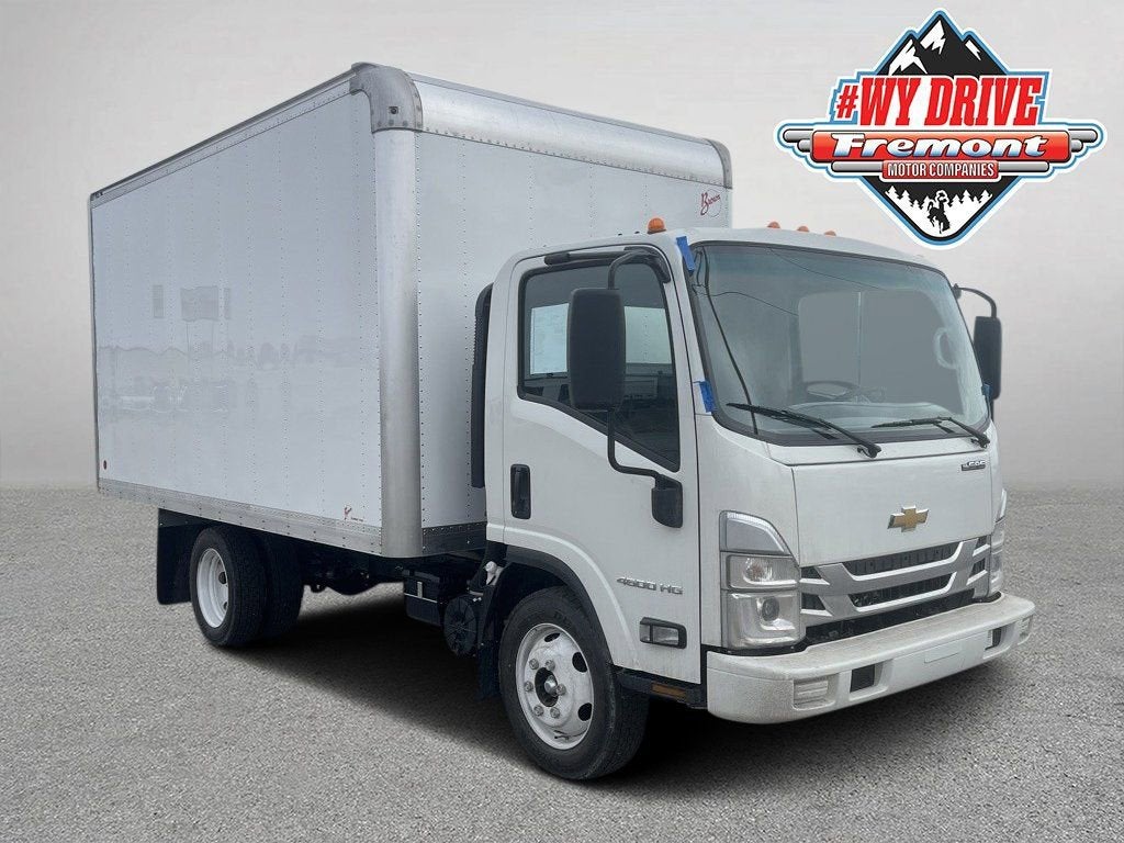 2025 Chevrolet Low Cab Forward 4500 HG NA