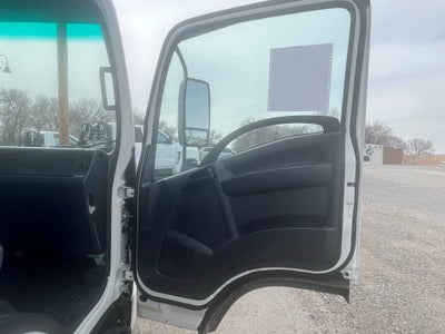 2025 Chevrolet Low Cab Forward 4500 HG NA
