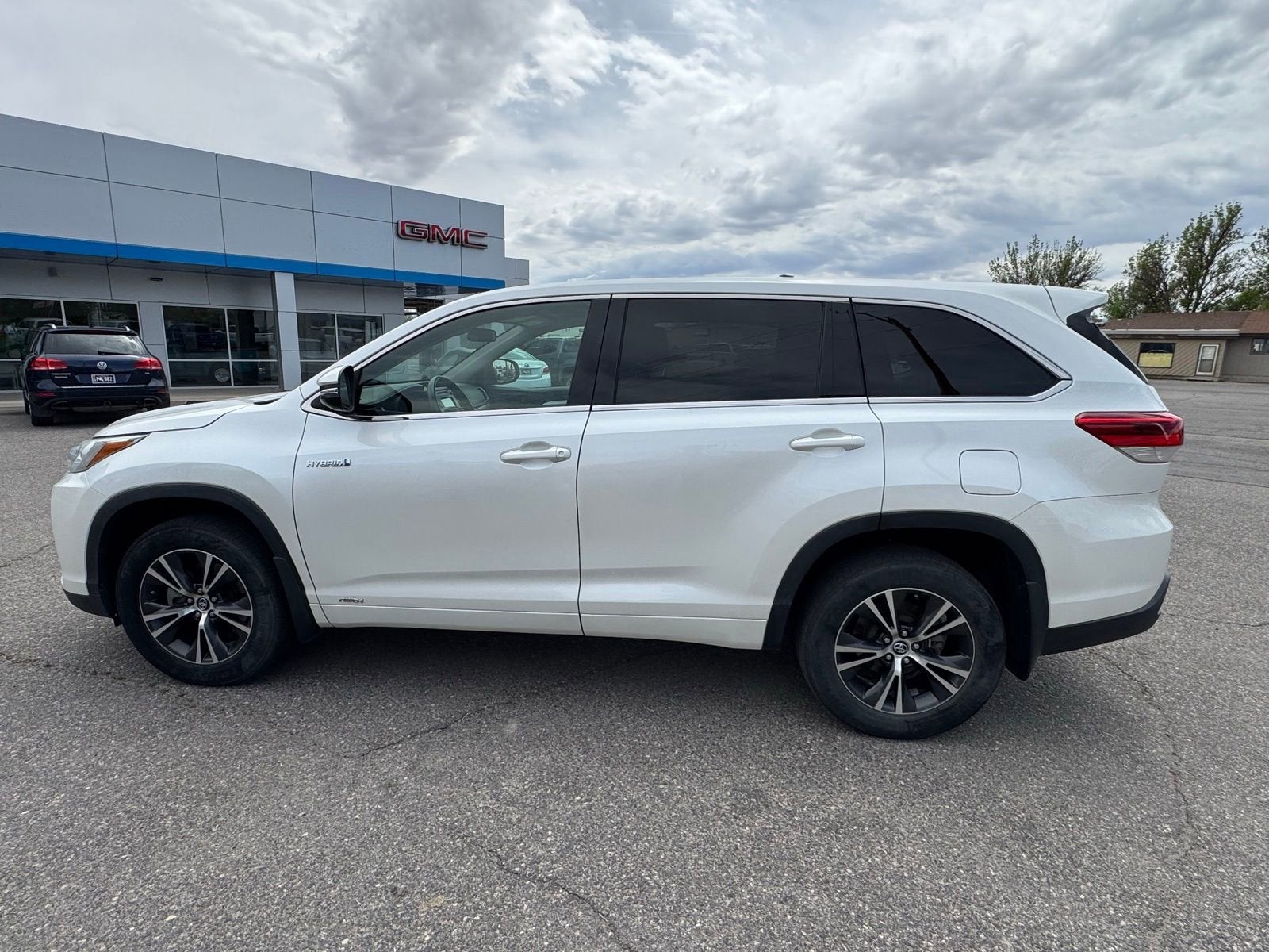 2018 Toyota Highlander LE - Photo 7