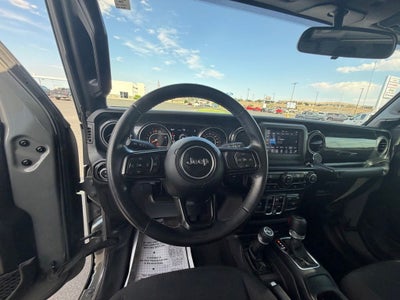 2022 Jeep Gladiator Sport