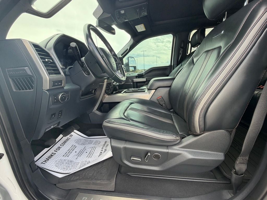 2022 Ford F-350SD Platinum