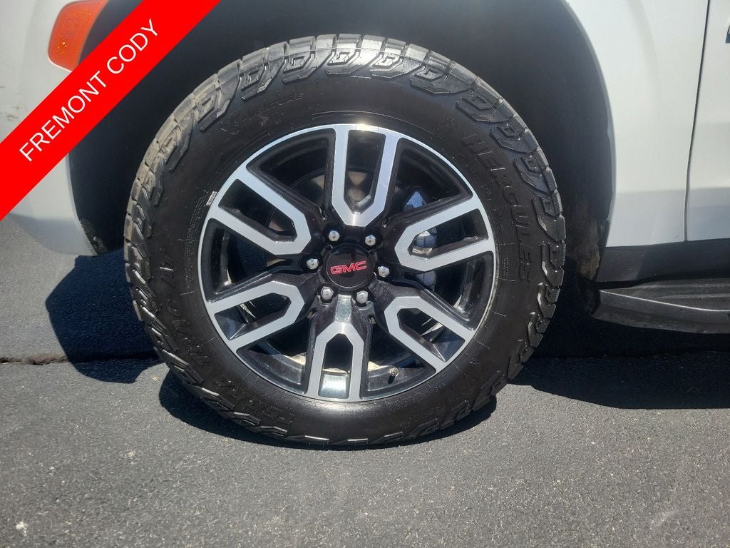 2024 GMC Yukon AT4
