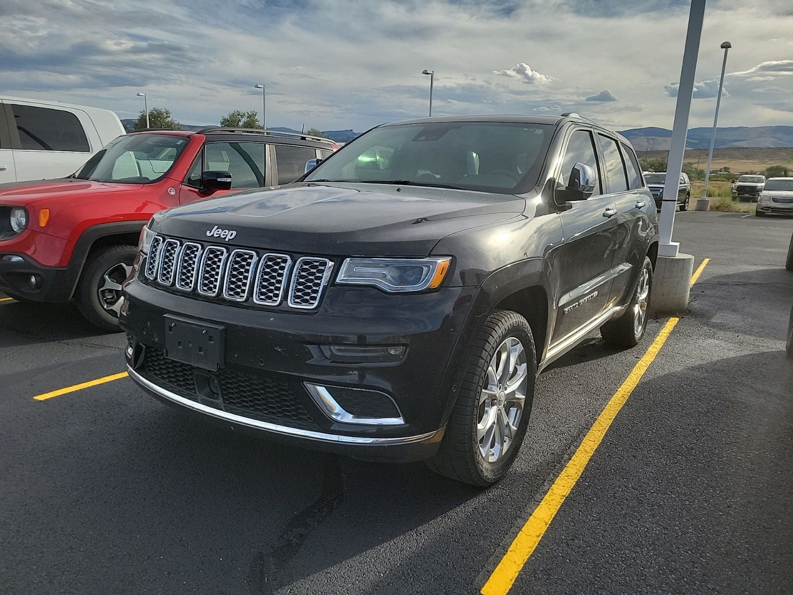 2020 Jeep Grand Cherokee Summit