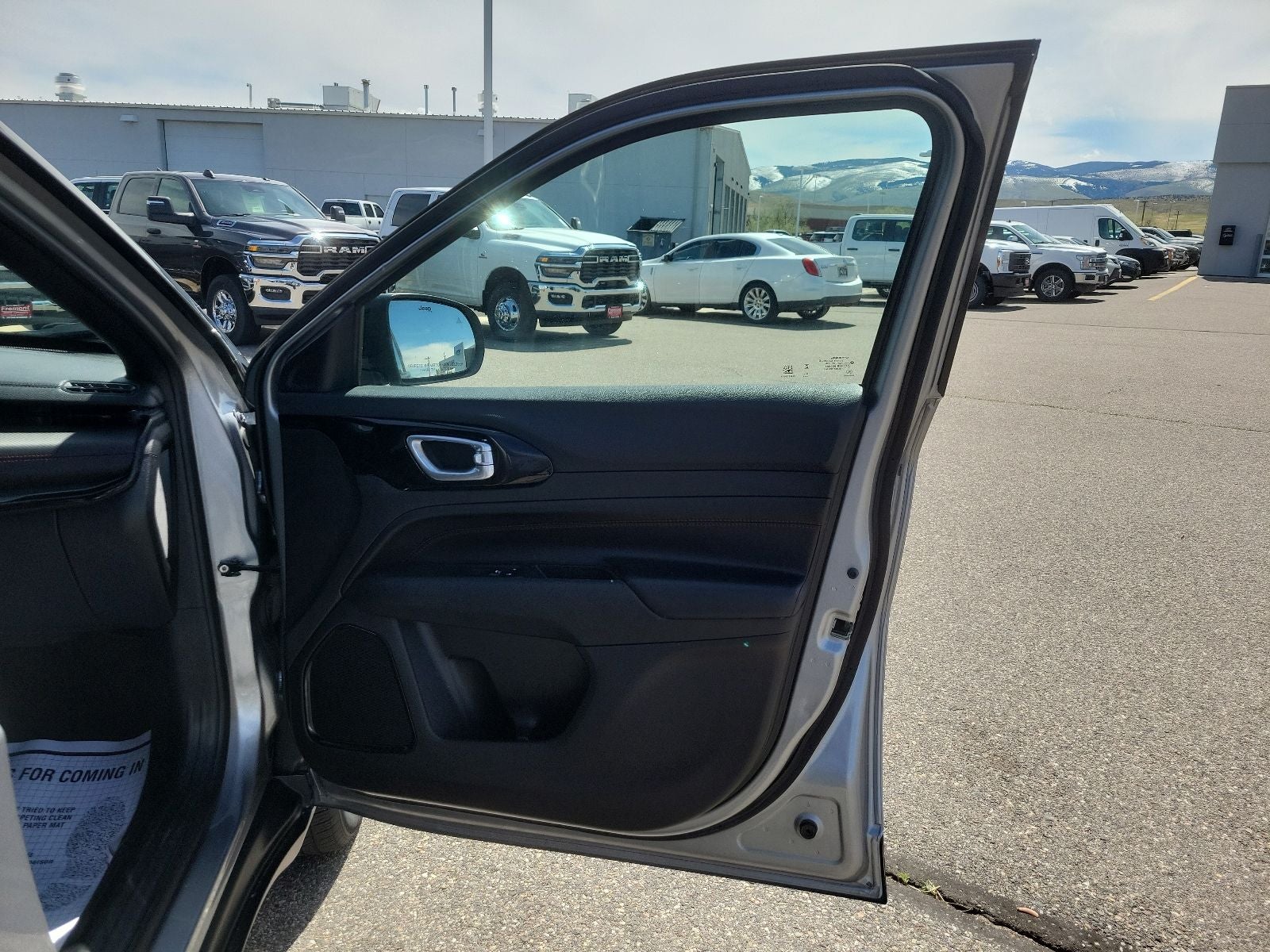 2024 Jeep Compass Trailhawk