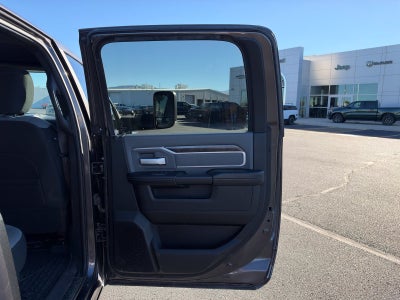 2021 RAM 3500 Big Horn Crew Cab 4x4 8' Box