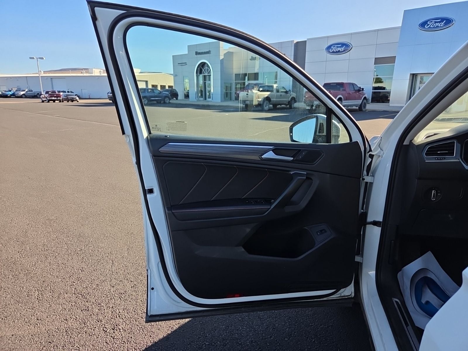 2024 Volkswagen Tiguan 2.0T Wolfsburg Edition