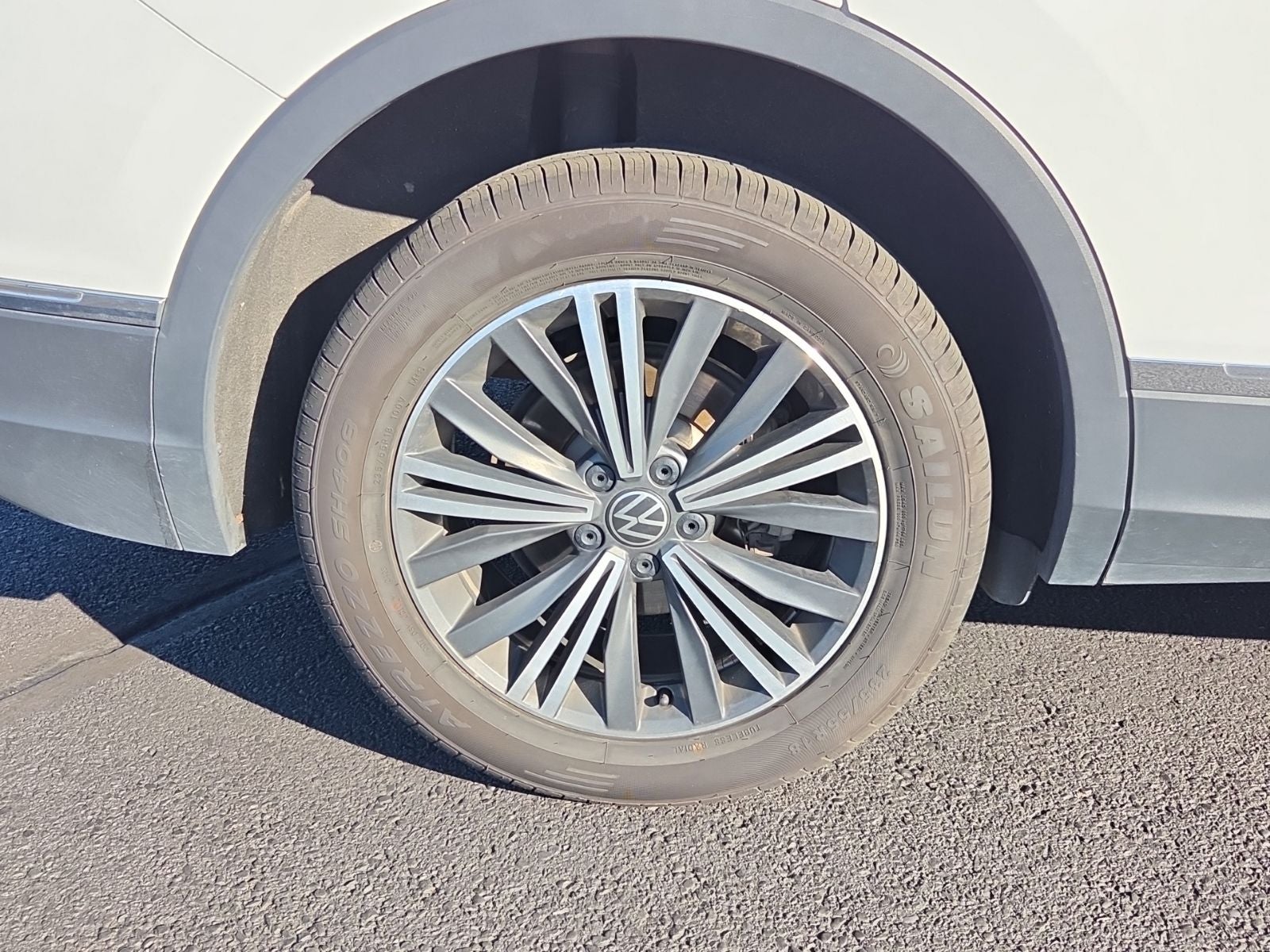 2024 Volkswagen Tiguan 2.0T Wolfsburg Edition