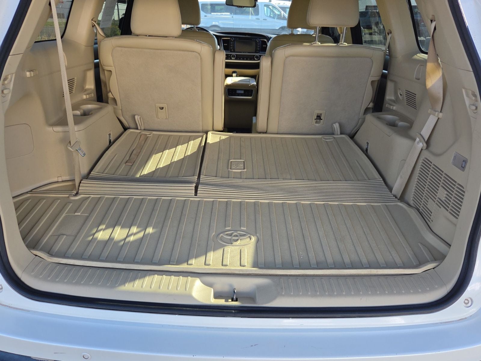 2016 Toyota Highlander Limited Platinum V6