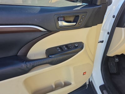 2016 Toyota Highlander Limited Platinum V6