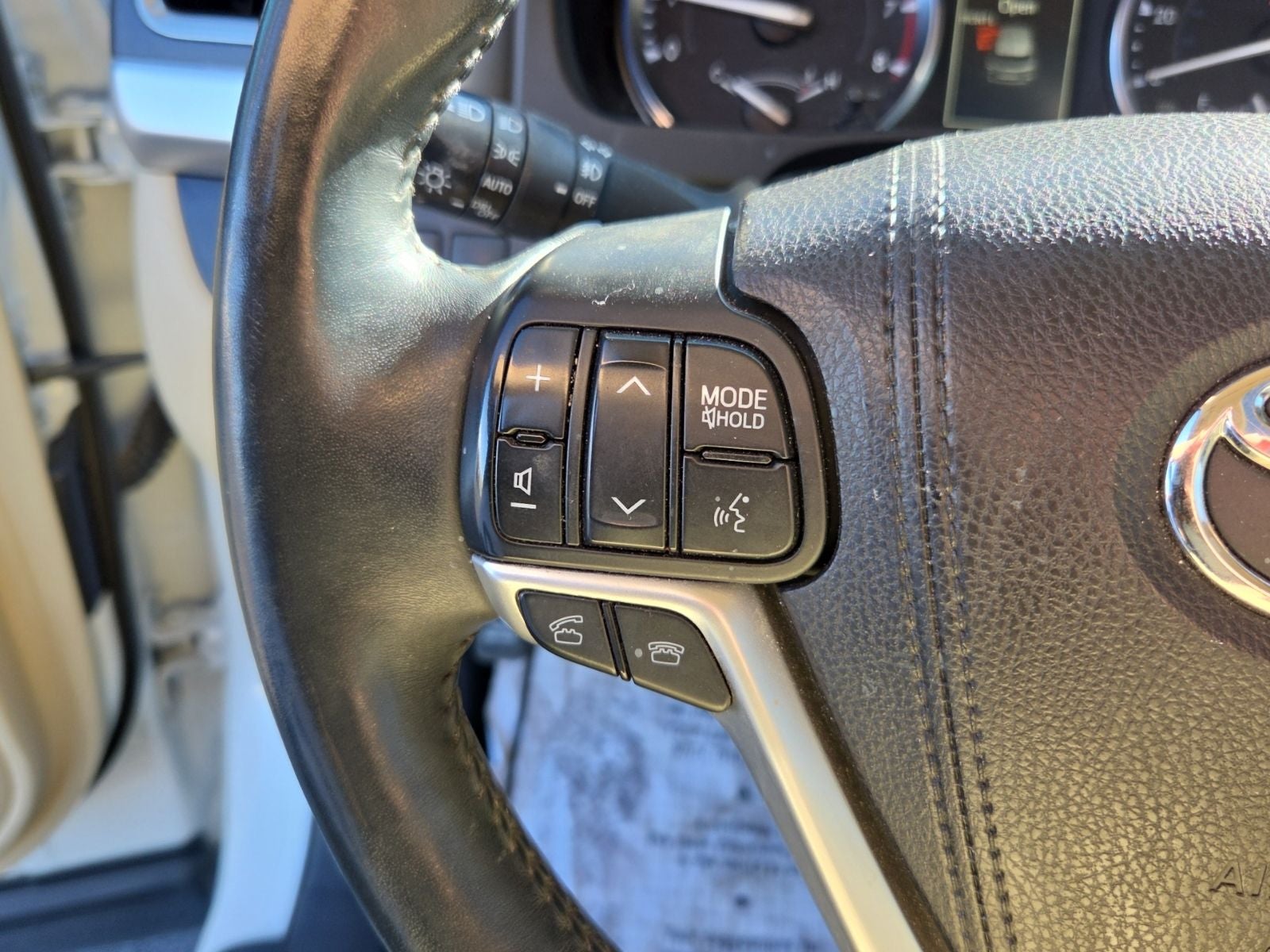 2016 Toyota Highlander Limited Platinum V6