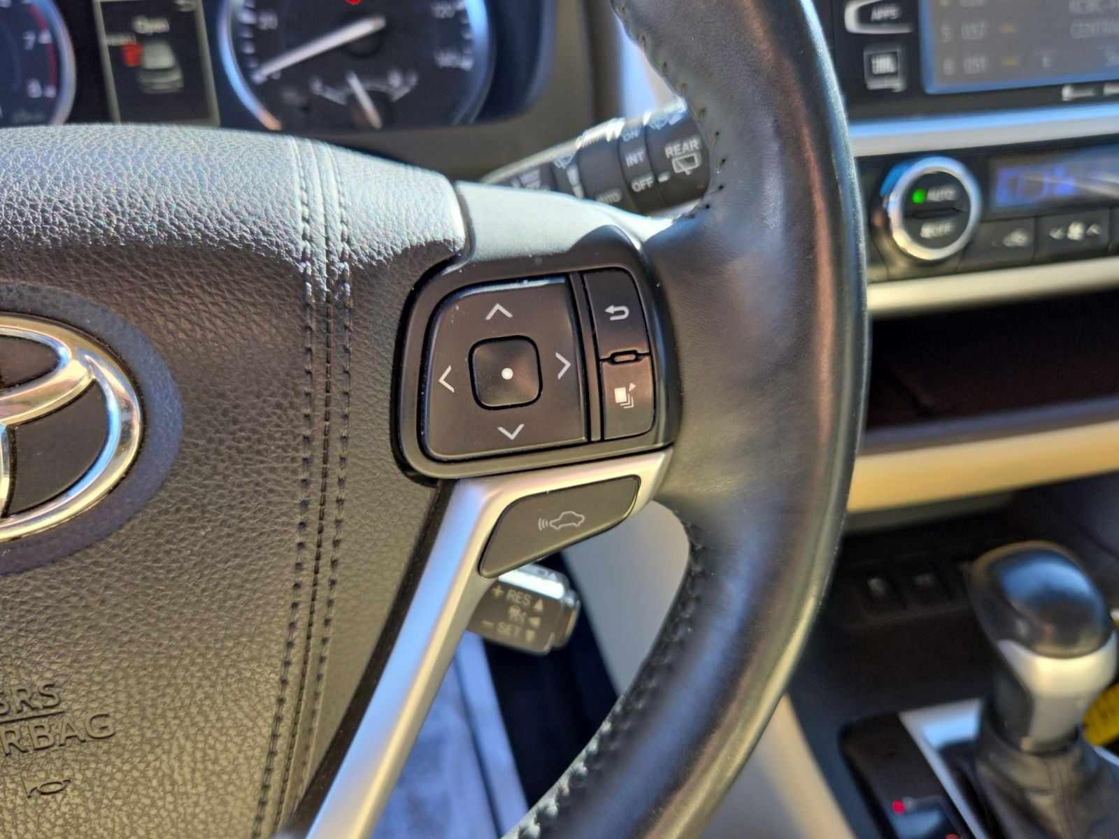 2016 Toyota Highlander Limited Platinum V6
