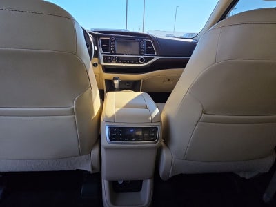 2016 Toyota Highlander Limited Platinum V6