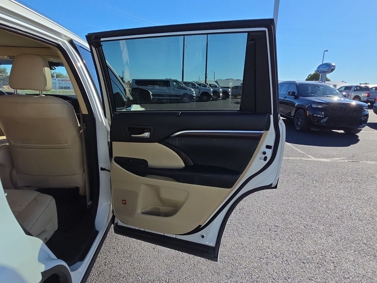 2016 Toyota Highlander Limited Platinum V6