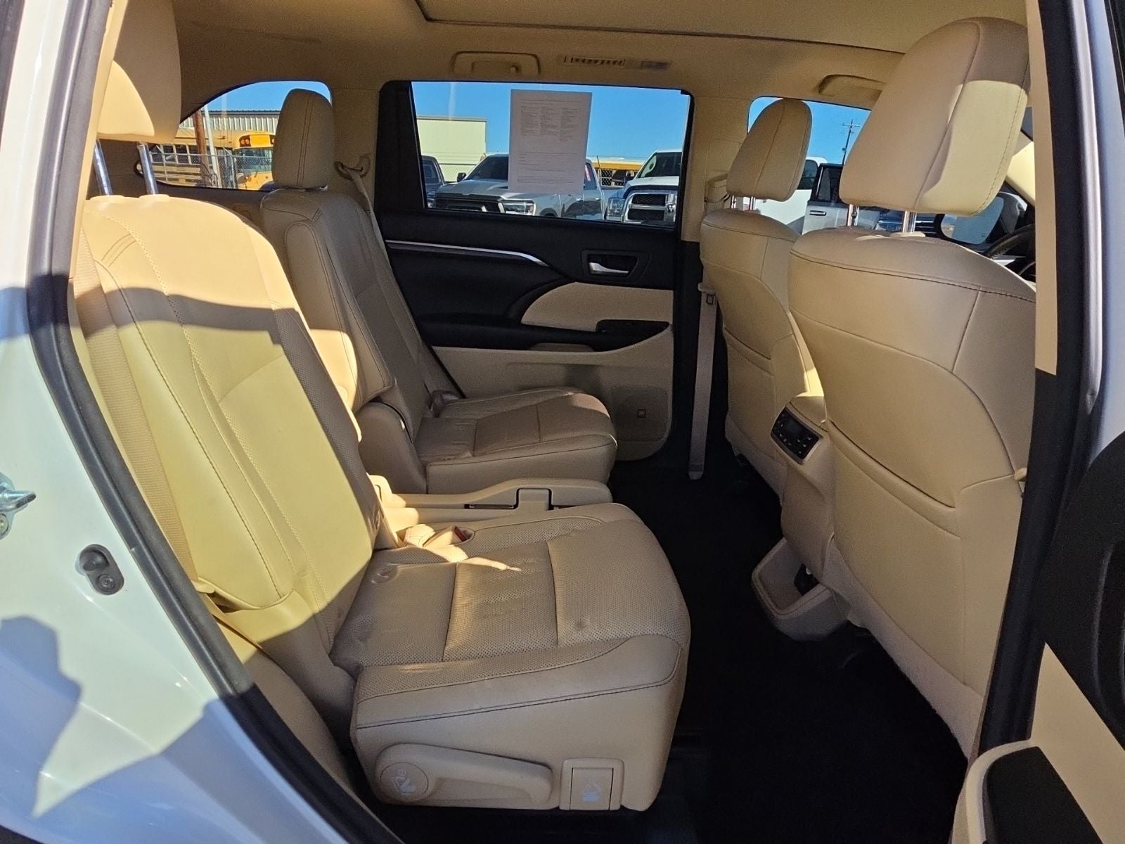 2016 Toyota Highlander Limited Platinum V6
