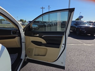 2016 Toyota Highlander Limited Platinum V6